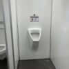 Luxe toiletwagen middel (3 toiletten + 1 urinoir)